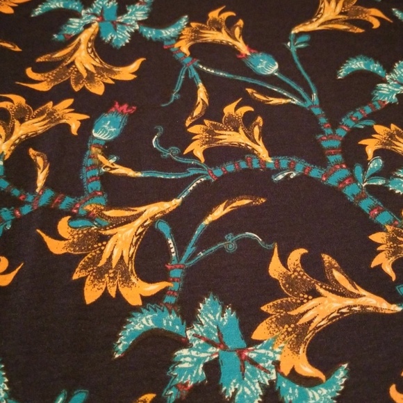 NWT LuLaRoe Randy (Small) floral baseball tee - Picture 2 of 3